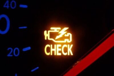 Check engine dashboard light